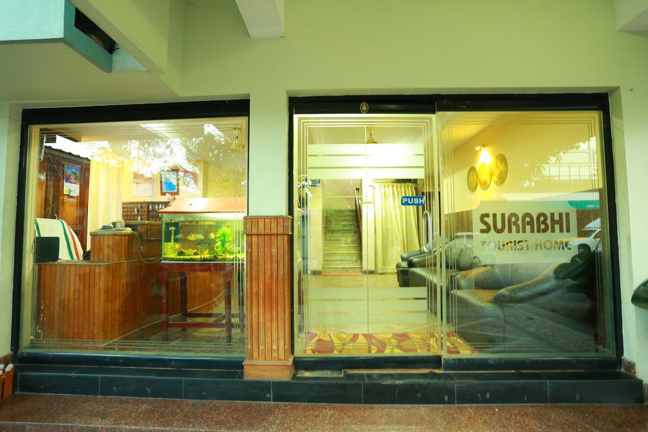 Surabhi Suites Angamali Exterior photo